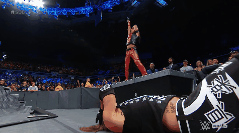 WWE RAW Results (12/6): Becky Lynch vs. Liv Morgan, Steel Cage Match, Edge  & The Miz - SE Scoops